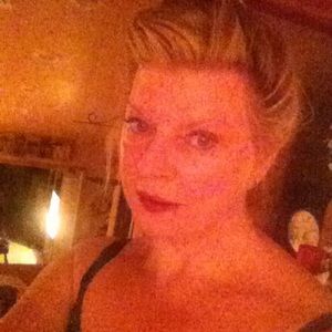 Meet your Posher, Linda